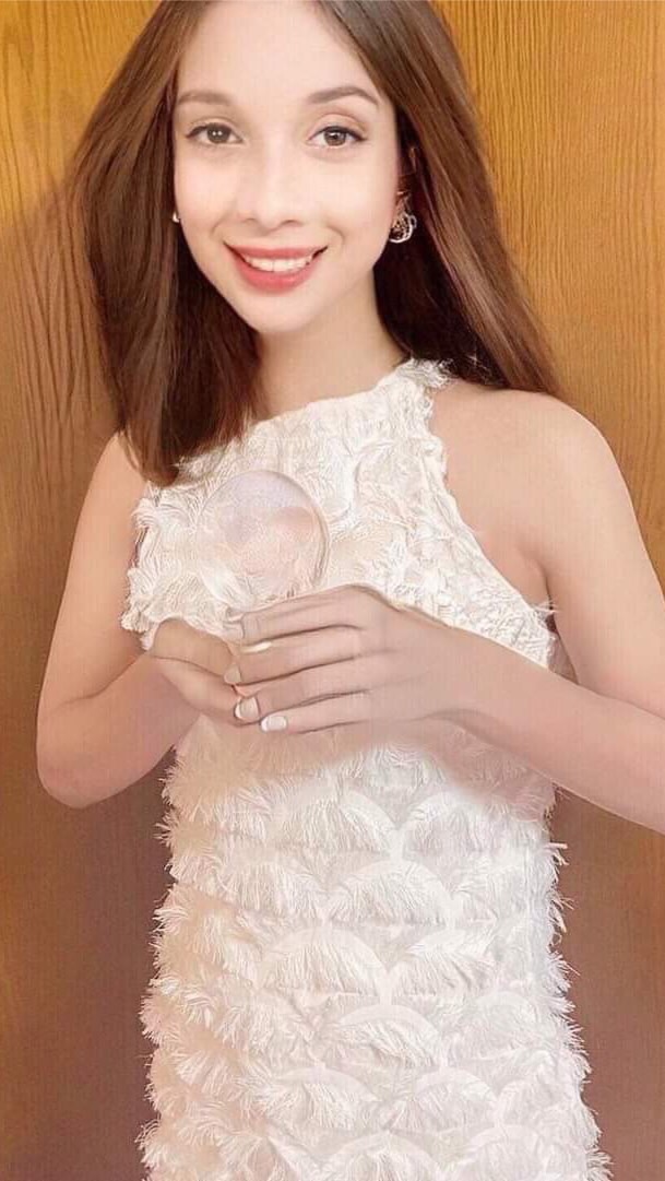คนเหงาเข้ามาคุยกันนะคะ