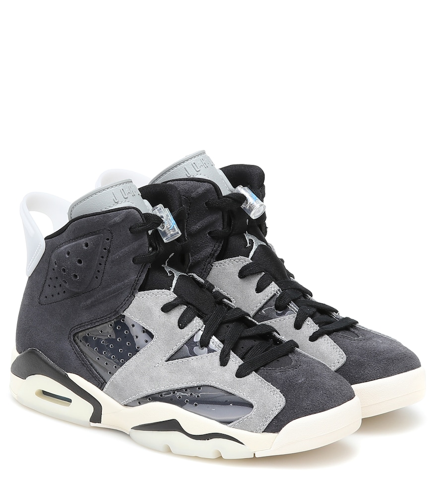 A style insider favorite, the Air Jordan 6 Retro sneakers from Nike score high in the fashion stakes