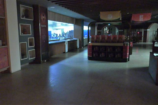 食品工廠減班口罩用不到　3千片機場發放助防疫