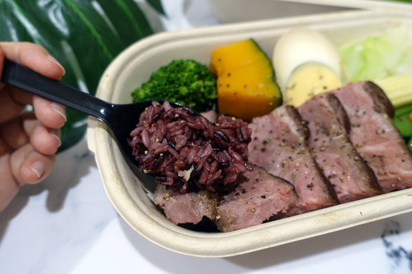 Su/food外送、沐越外送，王品集團美食外送讓外食也能健康吃，不出門也能享受異國料理餐廳美食