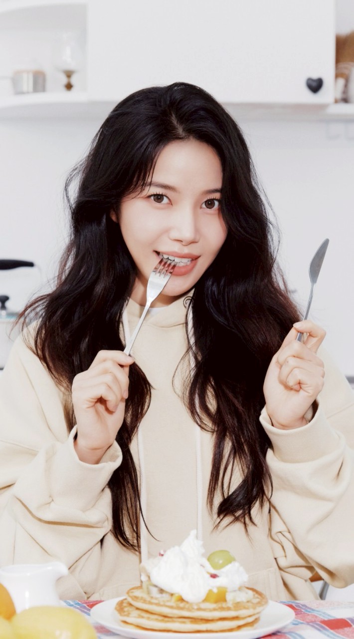 金容仙的臉頰肉 solar mamamoo