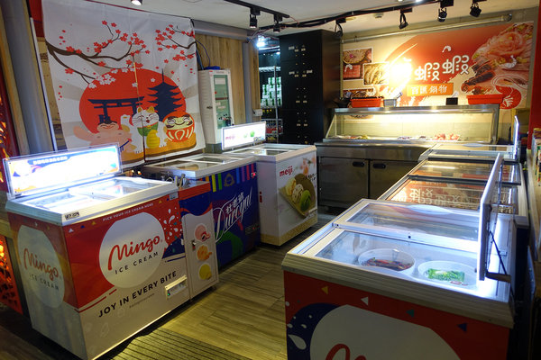 台北聚餐火鍋吃到飽-嗨蝦蝦百匯鍋物吃到飽，罐裝啤酒喝到飽，單點級水準火鍋吃到飽，頂級和牛、生蠔、盒裝冰品吃到飽