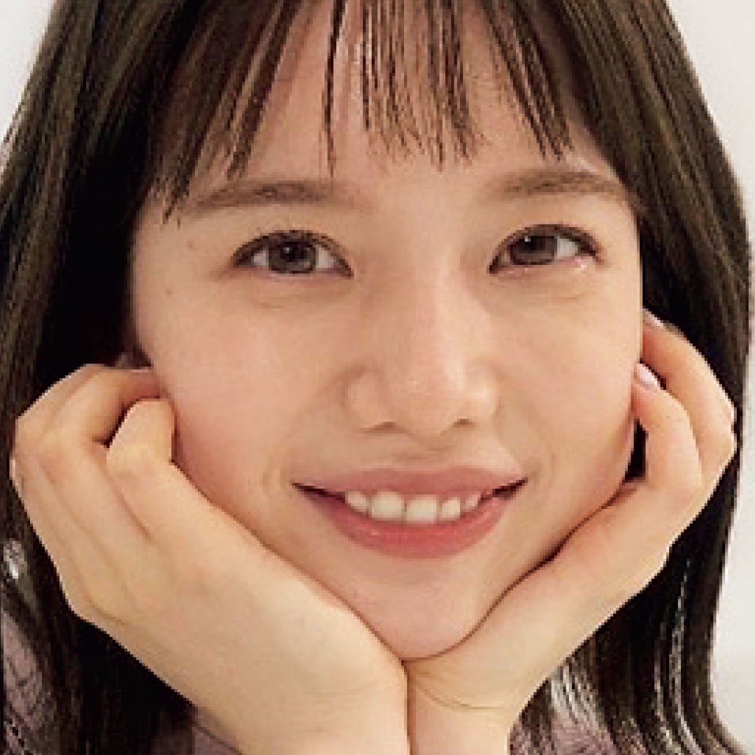 眉毛を変えたらあか抜けた 就活や社会メイクに 好印象なニュースキャスター眉に挑戦