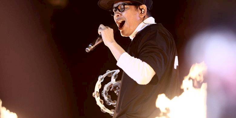 Lirik Dan Chord Lagu Sang Pemimpi Dari Gigi Ost Film Sang Pemimpi Kompas Com Line Today