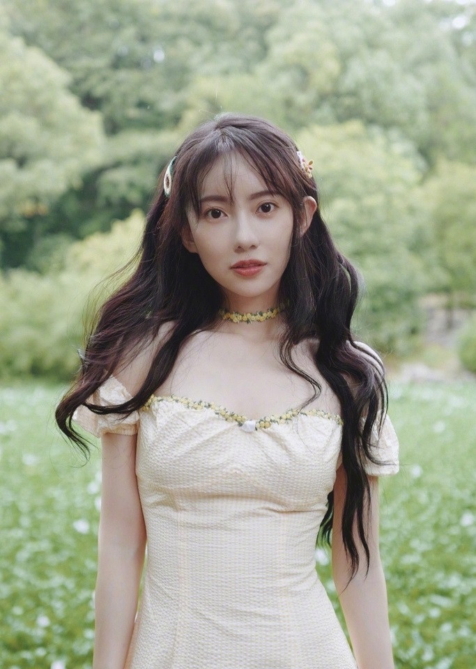 古裝劇《長安諾》后宮娘娘4：劉萌萌 飾演 賀蘭綰音