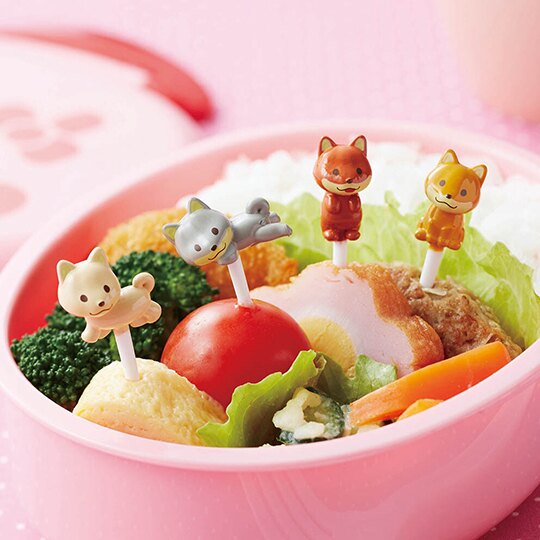 一組共4入 吃蛋糕/水果亦可使用 塑膠材質可重複清洗