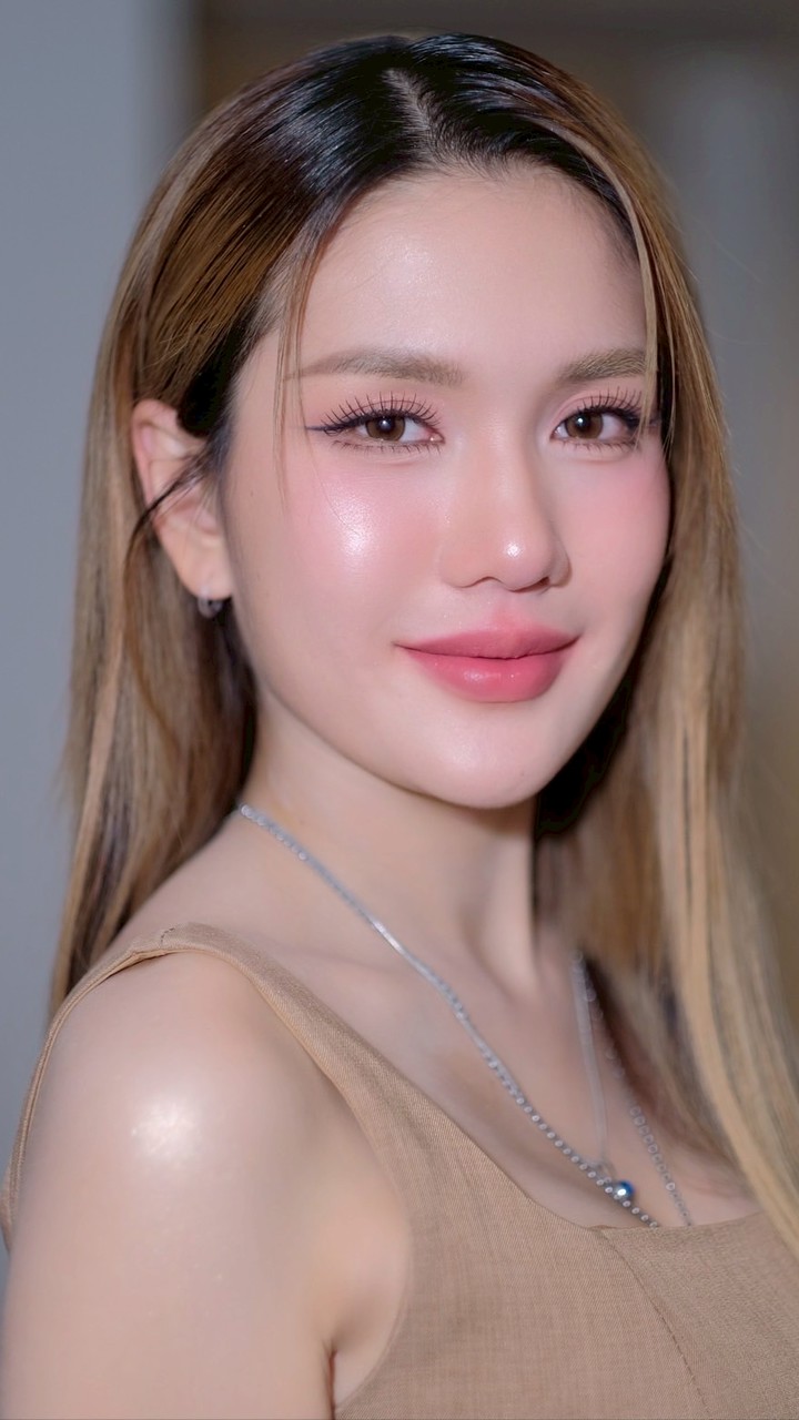 ม๊ามี้น้องเวล่า 👧🏻