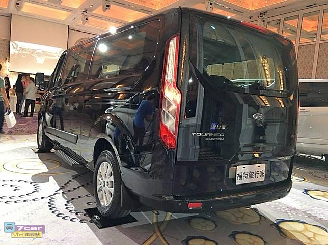 兩款動力 長短軸車型供應ford Tourneo Custom 福特旅行家上市前搶先曝光 小七車觀點 Line Today