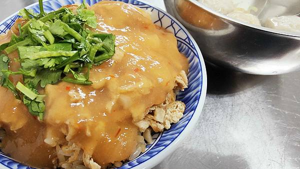 【宜蘭美食】無名油飯-網路評價4.4顆星的高評價美食