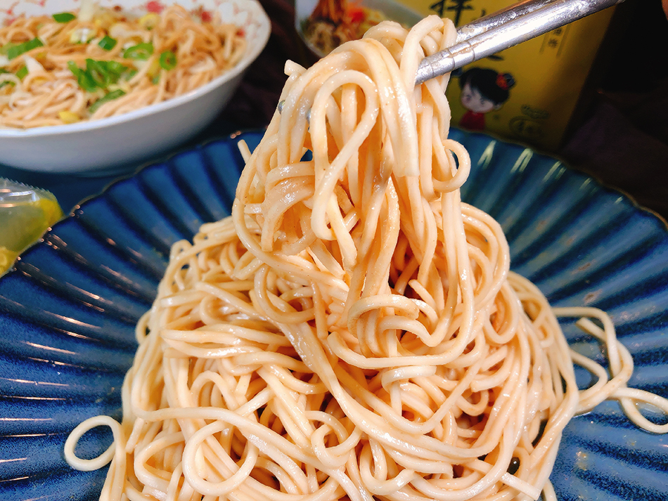 小夫妻拌麵,詹麵,詹醬,手工日曬乾拌麵,太和殿麻辣拌麵,銷魂麵舖,大師兄乾拌麵,老鬼乾麵,回魂麵,鋒味拌麵,金博家,老蕭拌麵,辣椒先生