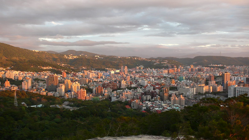 捷運站登山步道推薦Top5！「虎山親山步道」隨時可見台北101，「金面山」考驗體力-1