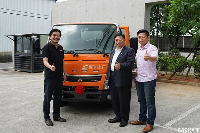 原廠快訊 5噸小貨車新法上路fuso堅達pro 5國內首發 81汽車交易網 Line Today