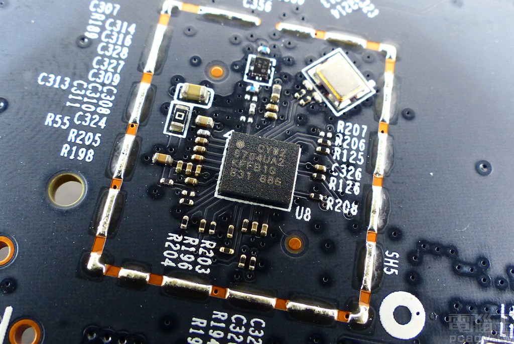 ▲ Cypress CYW20704 藍牙晶片負責加速初始化配對設定工作。