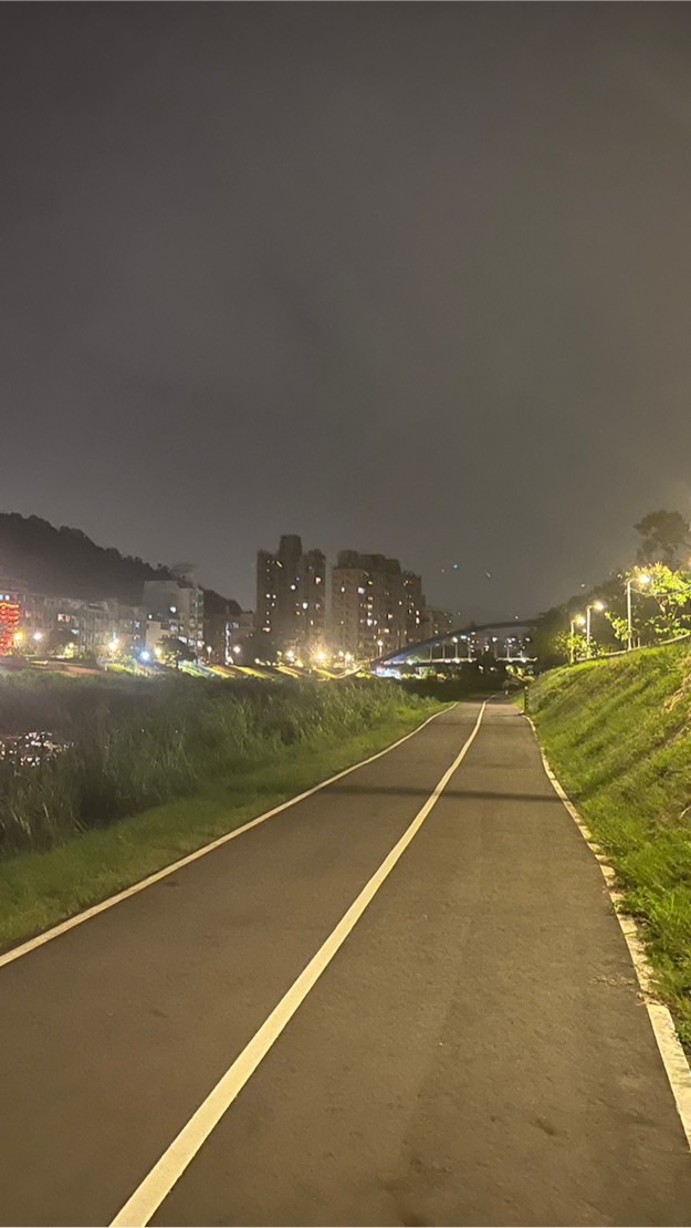 三峽河堤慢跑、快走