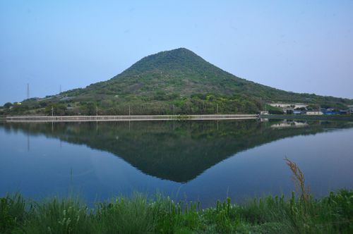 実際訪問したユーザーが直接撮影して投稿した飯山町西坂元山 / 峠飯野山の写真