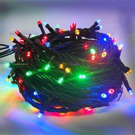 【摩達客】(預購3~5天出貨)音樂LED燈串聖誕燈-100燈樹燈串 (四彩光黑線)(附控