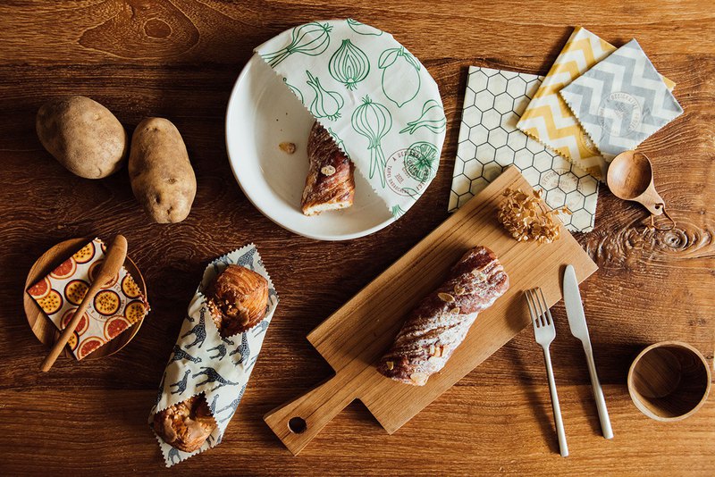 L26 x W26 cm，棉布 蜂蠟