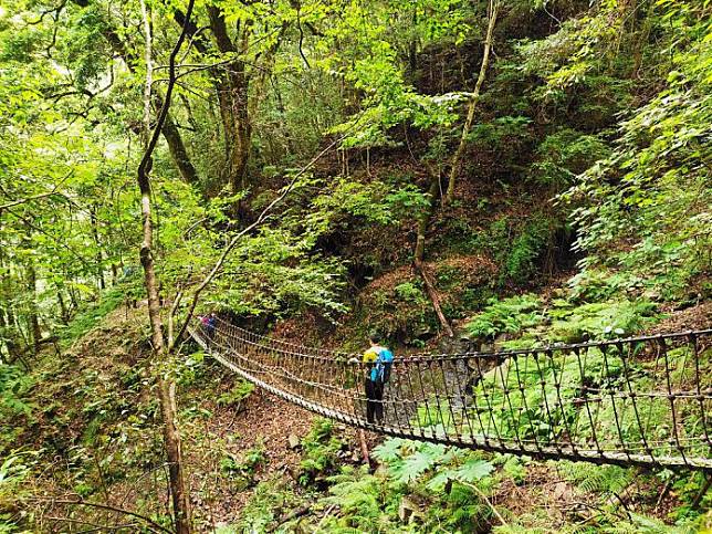 ▲秋日出遊必拍景點-霞喀羅古道。（圖／Tripbaa趣吧！亞洲自由行專家）