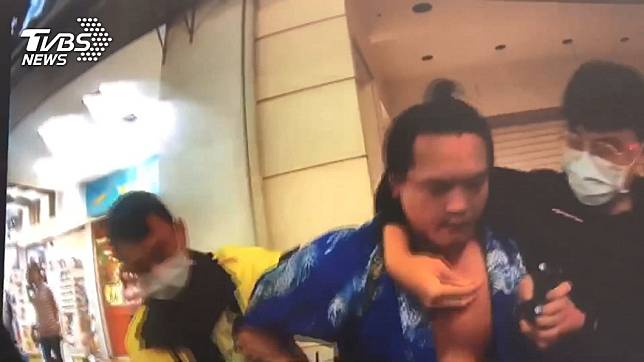 日男西門町違規熱唱　不聽警勸反飆髒話