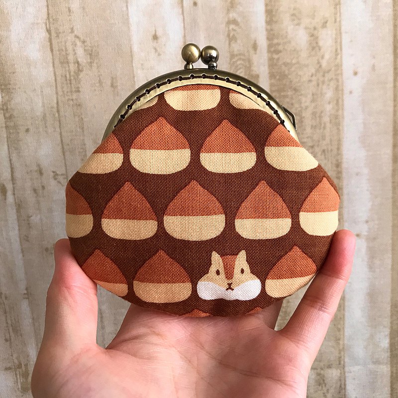 北歐風口金 口金包 / 零錢包 -- 栗子松鼠