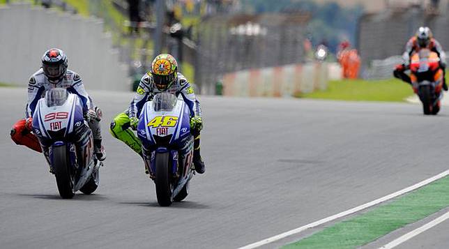 10 Kemenangan Paling Dramatis Valentino Rossi di MotoGP 