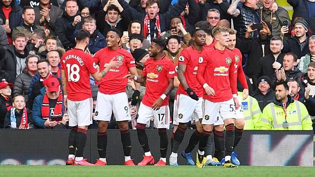 Cintai Produk Lokal Manchester United Jadi Pemuncak Klasemen Liga Inggris Indosport Com Line Today