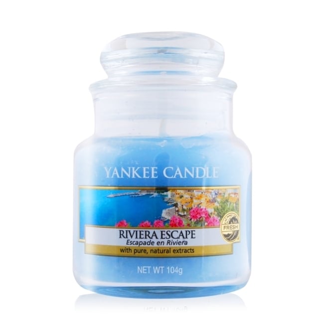 預計出貨日2-5天 中文品名：YANKEE CANDLE香氛蠟燭-里維拉(104g) 規格：104g ★使用方式：點燃燭芯即可享受芳香，直接蓋上即可熄滅，不產生黑煙。 ★保存方法：請置於陰涼處，請勿直