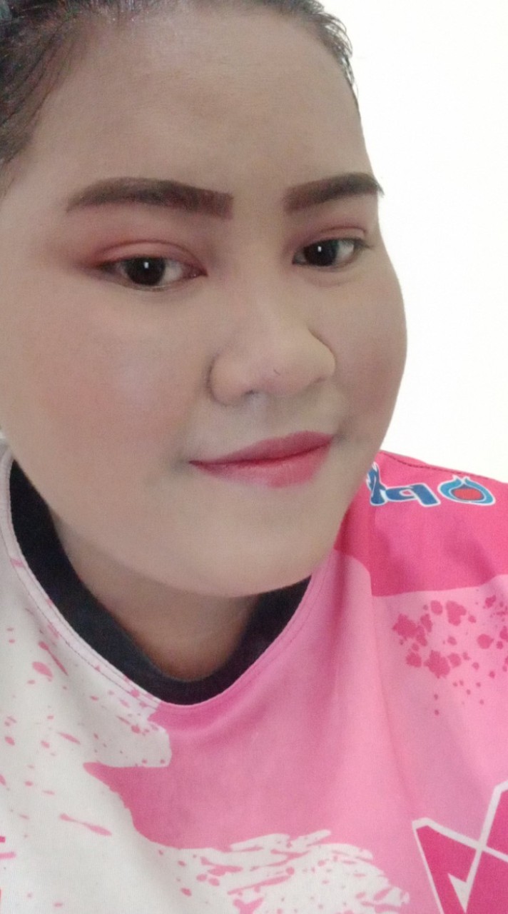 น้องหนึ่ง  คนโสด