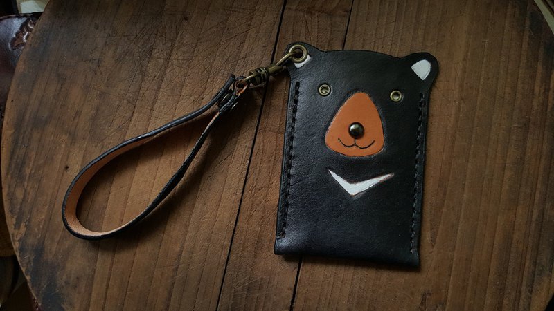 材質: 高級純牛皮 尺寸: W: 6.5cm*H:10.8cm