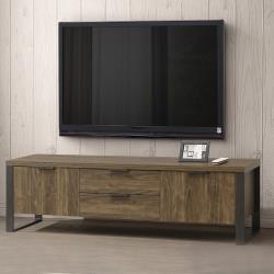 ◎MIT台灣製造。|◎|◎品牌:H&D類型:電視櫃主材質:木質材質說明:材質:環保E1板+五金鐵管3D木紋表面耐磨紙黑色鋼珠滑軌抽屜緩衝五金門片美背處理僅販售標示傢俱，不包含其他飾品。左右門內無隔板。