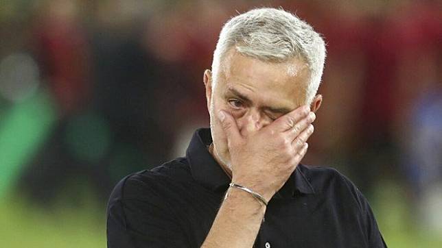 Pelatih AS Roma, Jose Mourinho