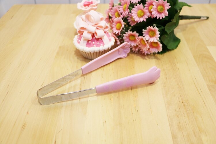 日本抗菌耐熱粉紅豹紋貓掌蛋糕夾。人氣店家THE HAND 手創館的日本進口烘焙工具、廚房小物、抗菌耐熱夾有最棒的商品。快到日本NO.1的Rakuten樂天市場的安全環境中盡情網路購物，使用樂天信用卡選