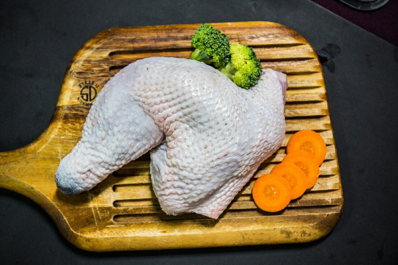 【好想你】台灣精選無毒放山土雞雞腿切塊(600公克)