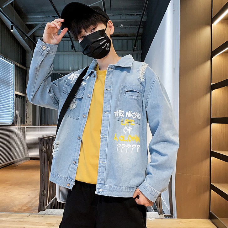 顏色 : 藍色 尺寸 : S / M / L / XL/XXL((最後一張圖片有尺寸表，為了不讓外套口袋那邊變的垮垮的 所以在賣出去之前都先縫住 ，客人買回去後用剪刀劃開那縫線即可 ))#買到賺到 #