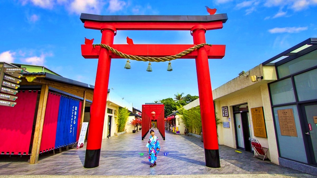 桃園不是旅遊沙漠！平鎮區６處私房景點：萬坪清水模公園、免門票、小木屋野餐
