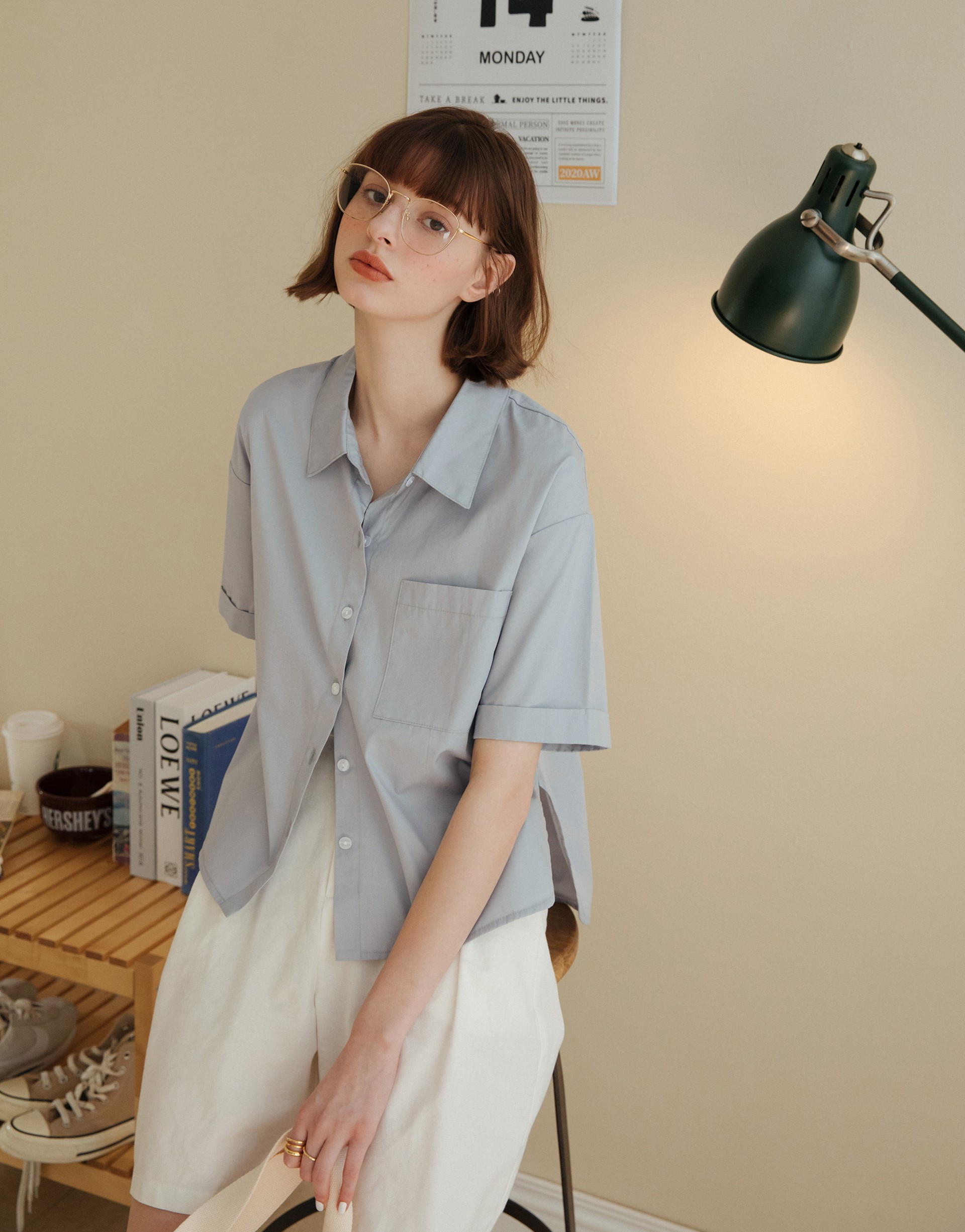 台灣製造/PAZZO自訂開發布料/單口袋造型/袖反摺設計/衣長前短後長/側邊圓弧開岔造型