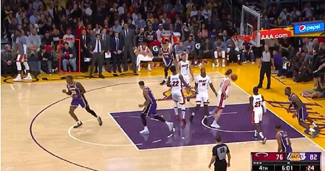 NBA觀眾穿「青天白日滿地紅」　中國騰訊臨時停播