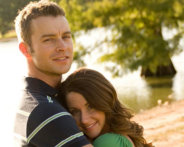 Kelebihan Cowok Introvert Sehingga Layak Dijadikan Pasangan Hidup 