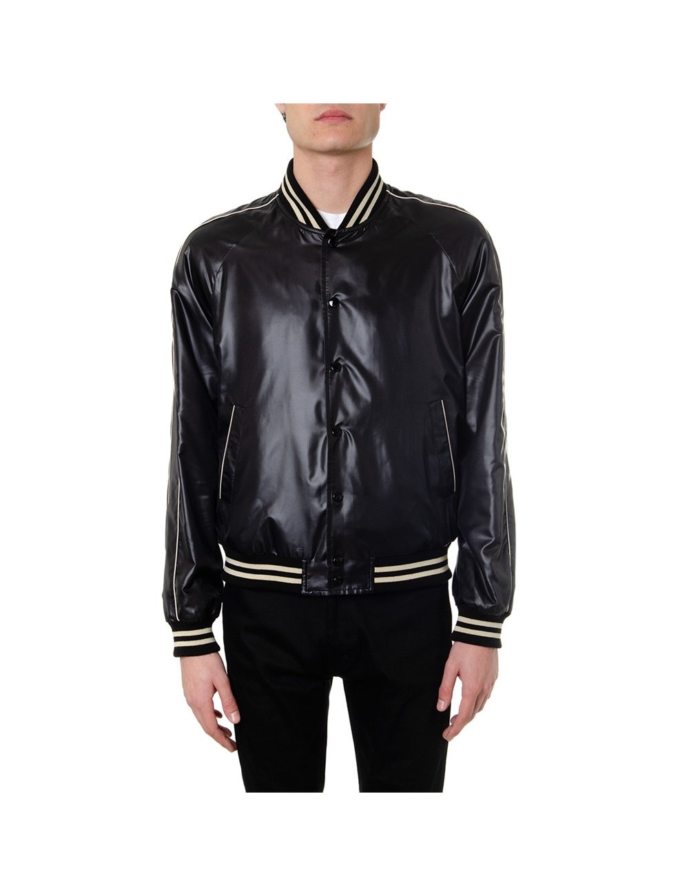 Supplier: 11 Model: 2W157052I Code: 2W157052I.38NO Season: SS20 Variant: .38NO Fabric: Nylon Composi