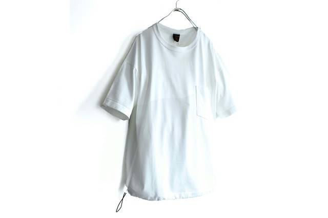 これぞ 大人の本気tシャツか オン オフそつなくこなす ア ボンタージ は要チェックです