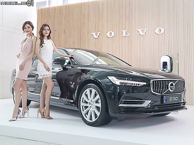 2019台北車展預拍 Volvo T8油電大軍將與凱渥名模共同出演 Mobile01 Line Today