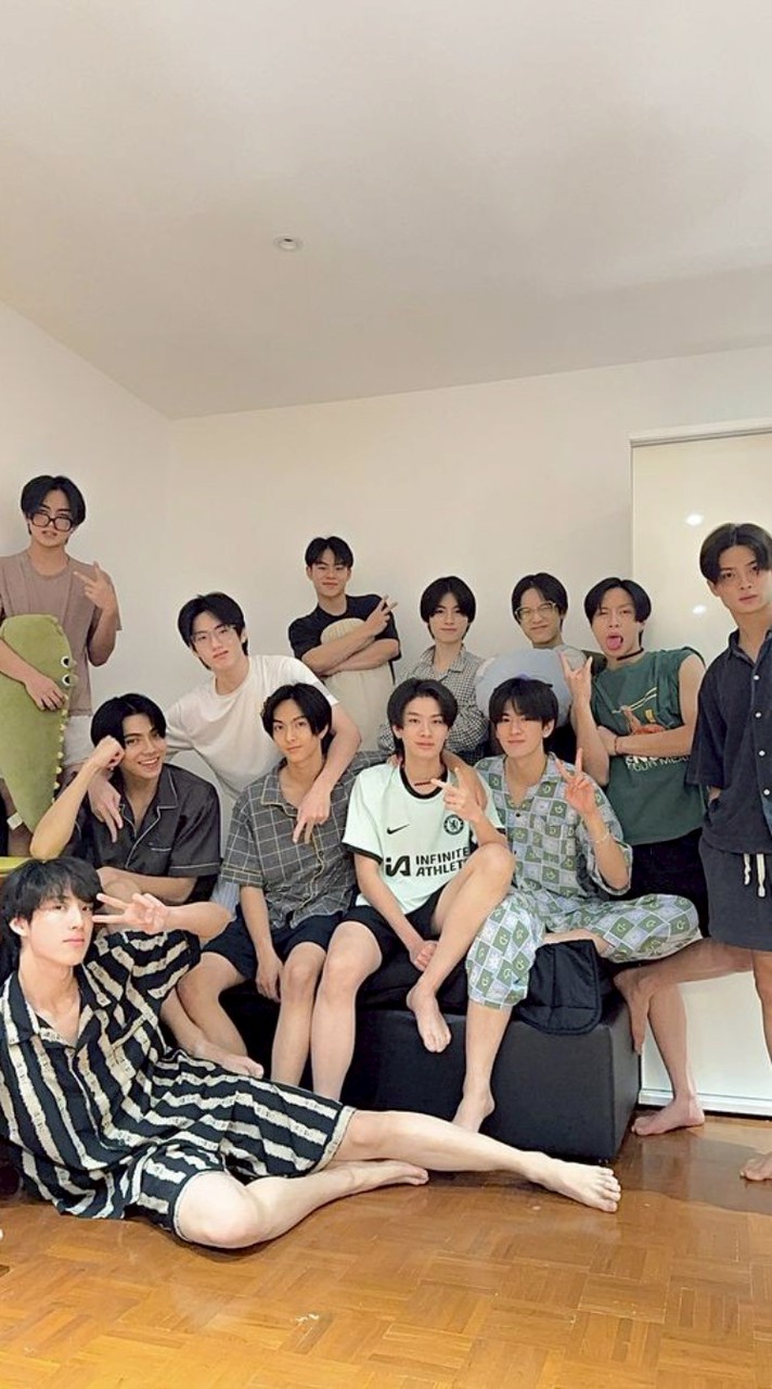 คุยเล่นๆกับติ่ง