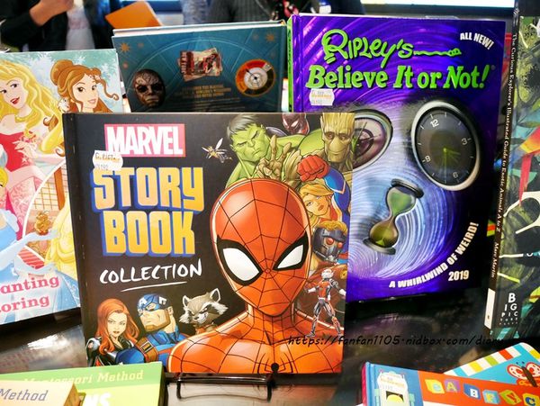 【台中烏日】大野狼國際書展 #TCIEC 臺中國際展覽館 #免門票 #200萬本書籍 #貼紙書 #奇幻投影AR立體書 #兒童外文書 #3D立體書 (12).JPG