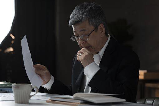 陳建仁棄禮遇4年替國庫省2300萬