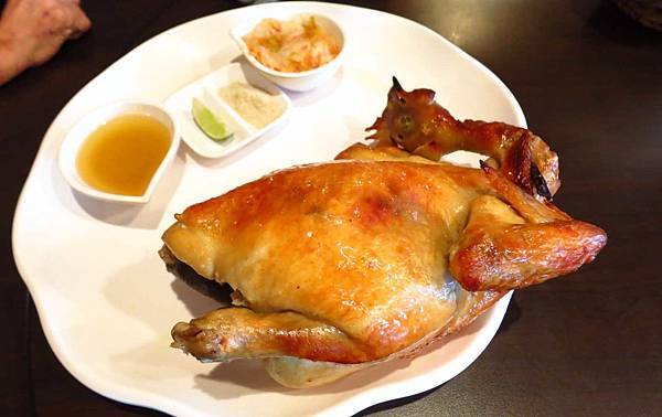 【三峽美食】台灣磚窯雞-香噴噴雞油飯免費吃到飽