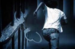 Tidak Diborgol, Saat Mobil yang Membawanya Terjebak Macet, Tahanan Polsek Tenayan Ini Kabur