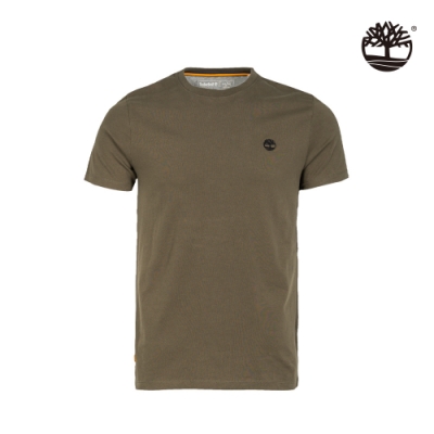 舒適質感面料 俐落經典領型 經典品牌標誌