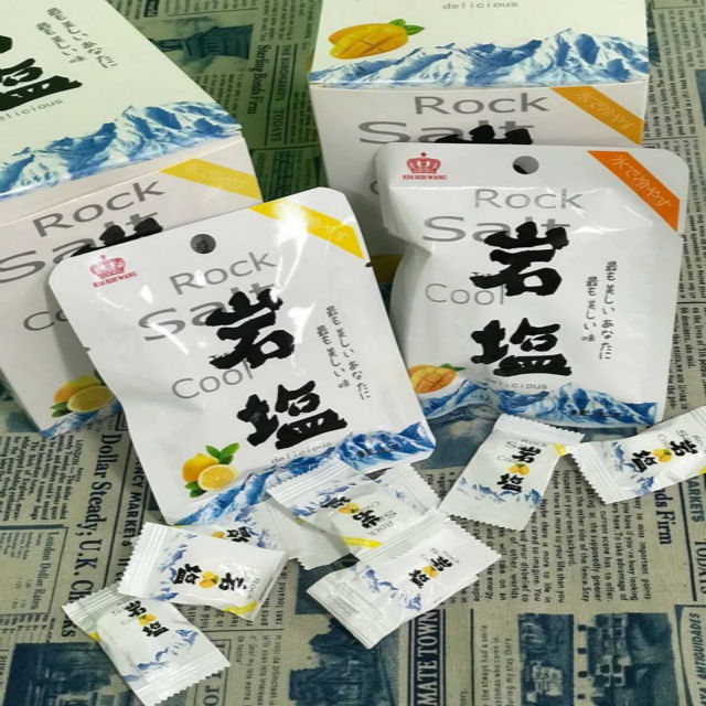 今年2020一路開始紅翻天的.最新岩鹽BB糖，小時候的回憶BB糖今年推出2款新口味檸檬鹽糖、芒果鹽糖.這2個口味都好好吃喔