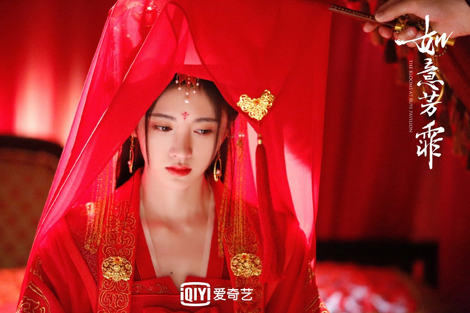 近期熱播古裝劇「紅衣美人」1：鞠婧禕 飾演《如意芳霏》傅容