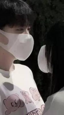 ㄧ起來處關係、聊天、唱歌吧！